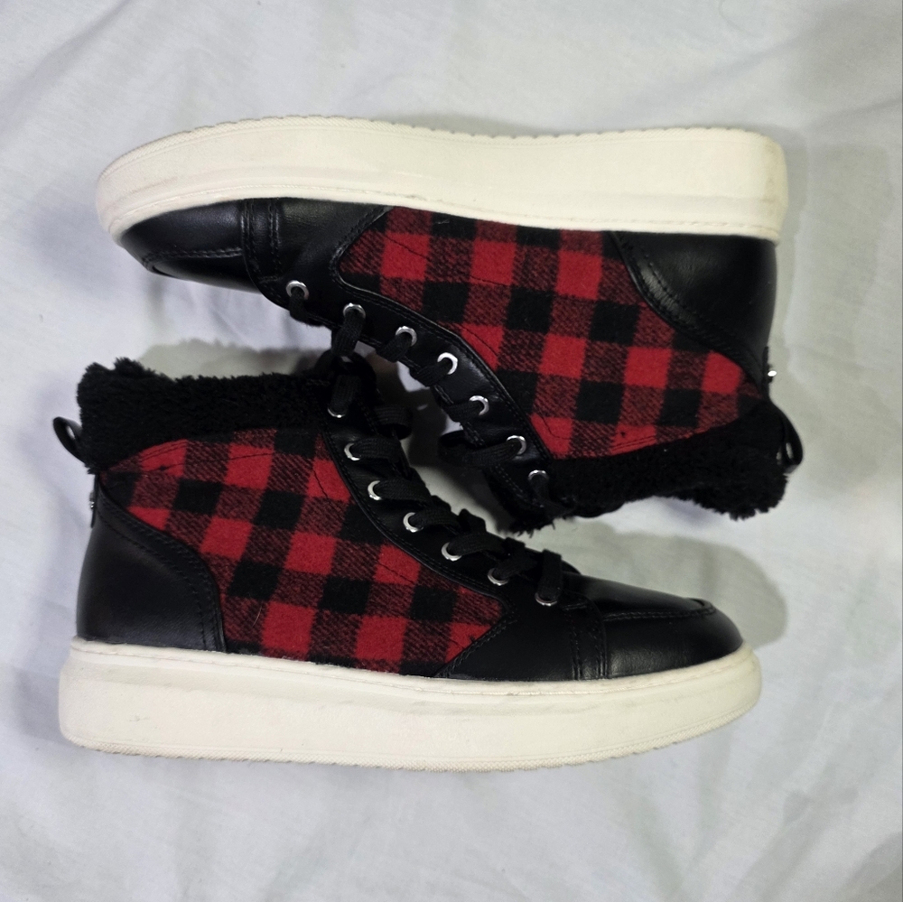 Marc Fisher Fellow Buffalo Plaid High Top Faux Fur Lined Sneakers. 9.5 - Picture 7 of 10